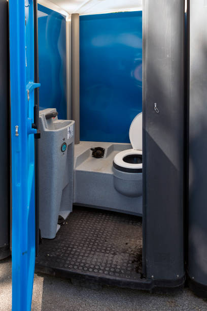 Best Affordable portable toilet rental  in Five Points, FL